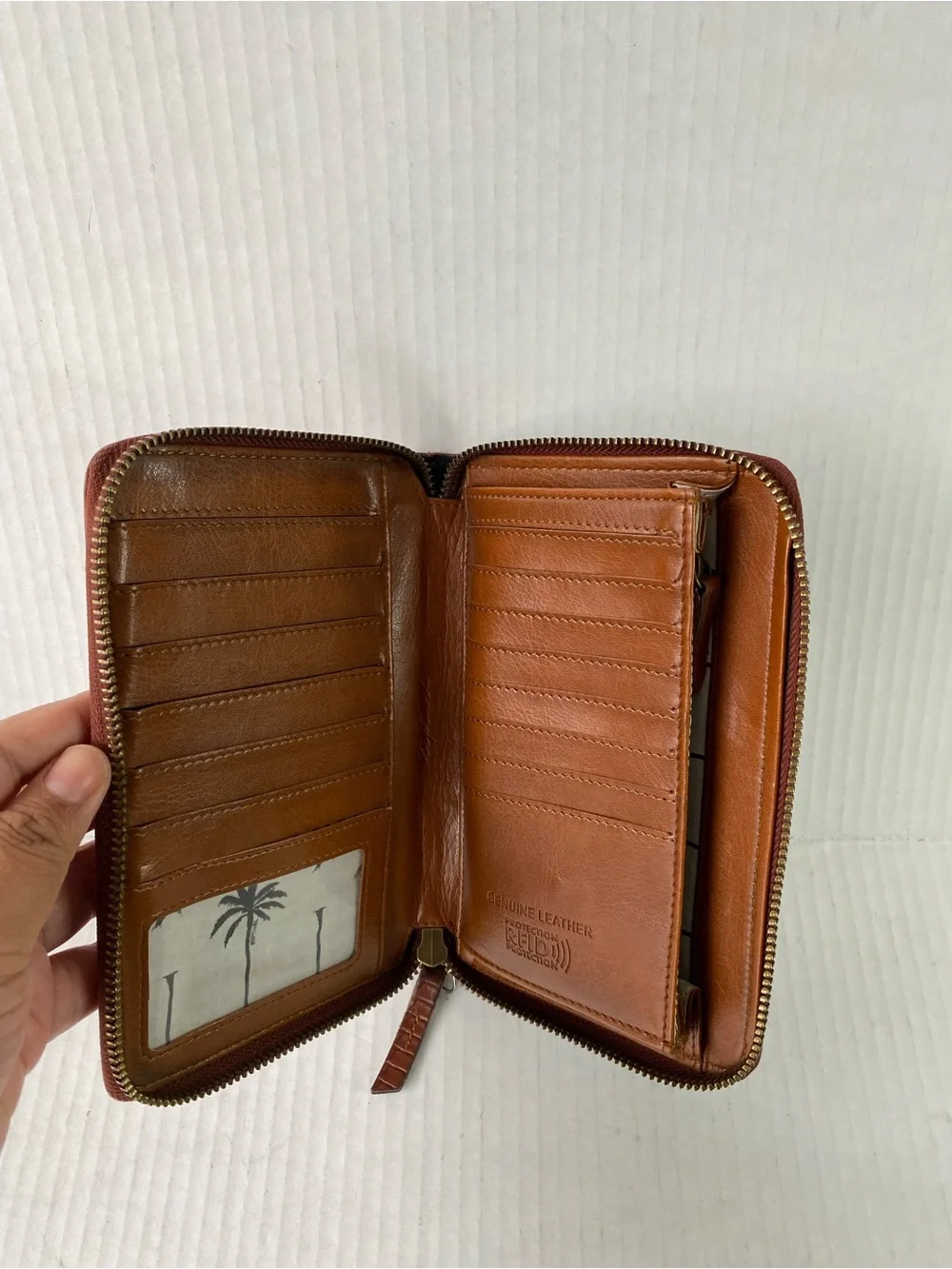 RIP CURL Brown Woven Leather Zip Around Wallet RFID Palm Tree Lined - Picture 5 of 10